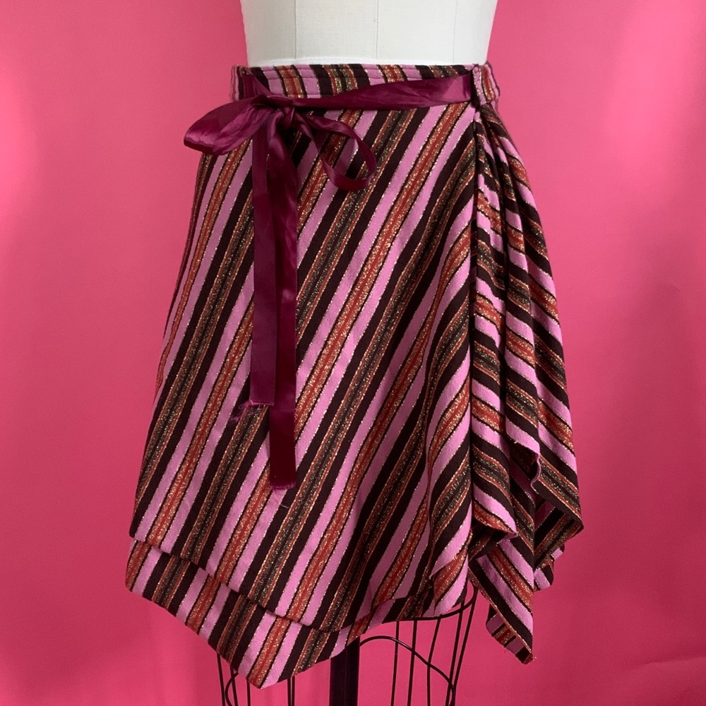 🌈4/$20🌈Vintage Y2K Shimmery Handkerchief Mini Skirt - S